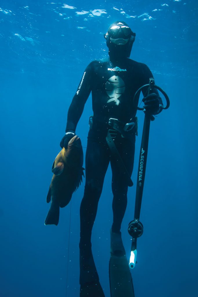 костюм для подводной охоты